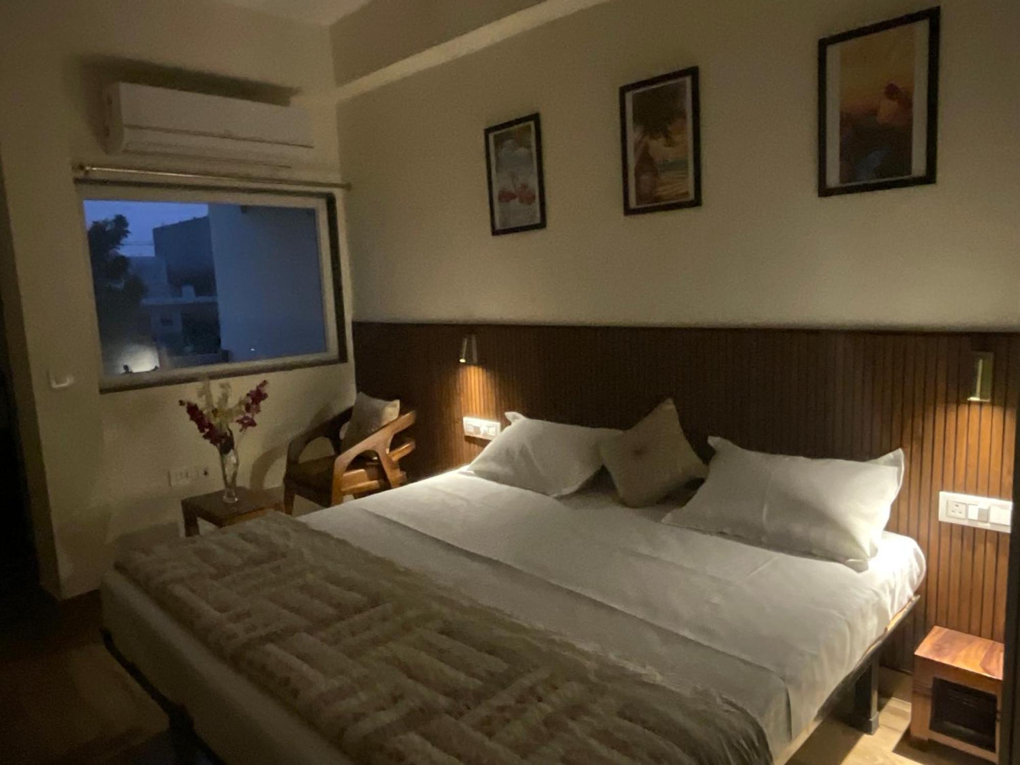 Downtown Studios คูร์เคาน์ ภายนอก รูปภาพ